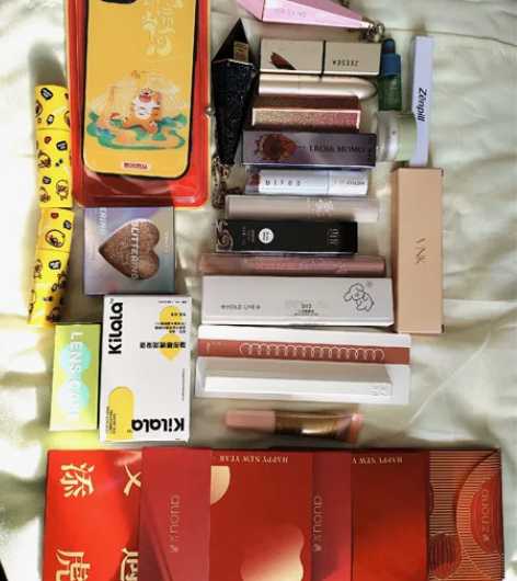 口红唇釉打包随心配60包邮 从上到下↓思念...