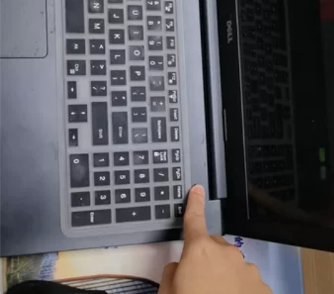 大学时入手的一款戴尔笔记本，i5 6200...