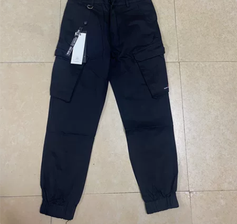 全新牛仔裤  数量不多   不是薄利多销 ...