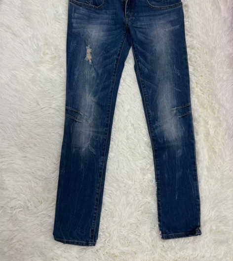 外贸牛仔裤全新30 服装店倒闭清仓只为了腾...