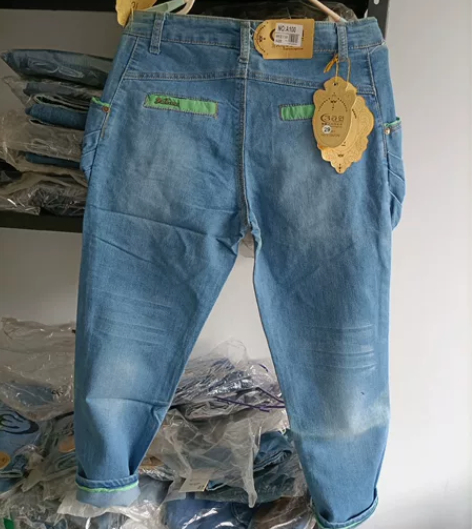 【亏本清仓】女士牛仔裤小脚休闲裤宽松哈伦裤...