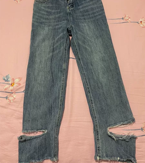 不知名牛仔裤 68以内可穿 感兴趣的话点“...