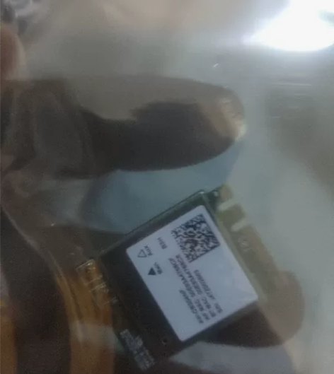 神舟战神z8自带无线网卡 带蓝牙 因为换了...