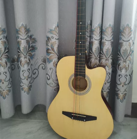 出闲置的吉他，适合初入门的喜欢吉他的朋友，...