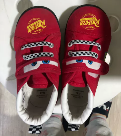 Disney迪士尼红色麦昆魔术贴帆布鞋 内...