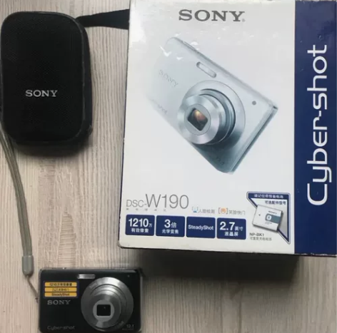 索尼数码相机DSC-W190 感兴趣的话点...