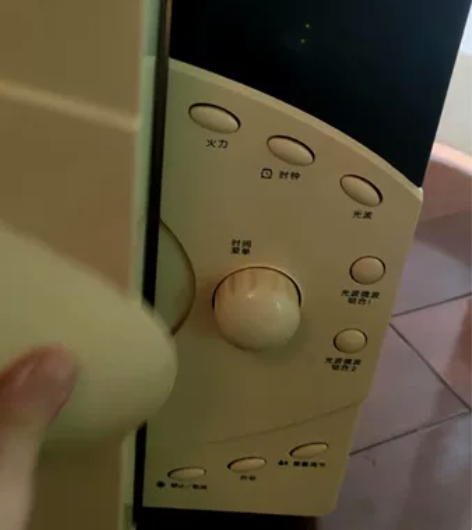 正品格兰仕微波炉光波炉20L。 20L，尺...