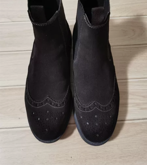 布洛克男鞋41码,就穿一次。 感兴趣的话点...