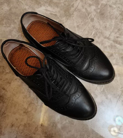 复古英伦布洛克女单鞋  37码  牛皮  ...