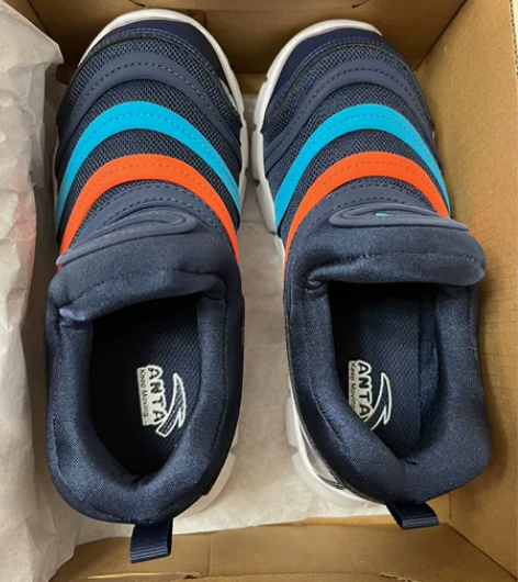 全新安踏毛毛虫运动鞋，32码，看好尺码，售...