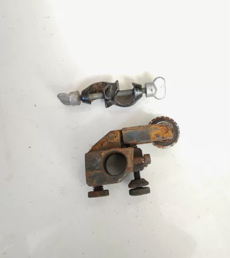 老工具  不知道干啥用的两个58元包邮快递...