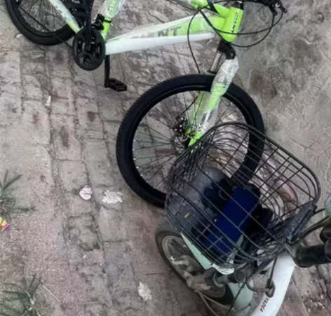 捷???安特山地自行车男女成人越野减震变速...