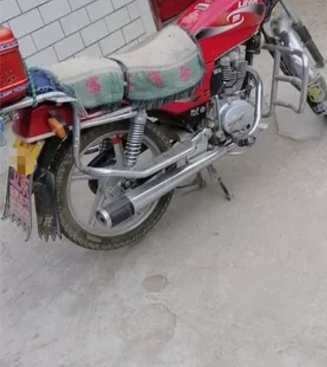 力帆125摩托车，成色比较不错，个人一手车...