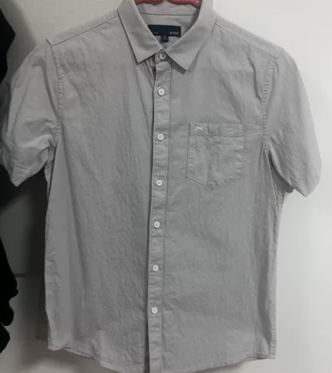 便宜出4件森马和Y:2的9新男M码纯色短袖...