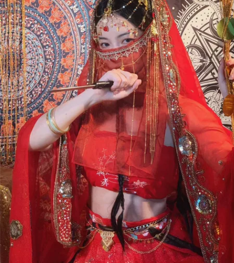 异域公主服装出租 西域楼兰风 租金：80/...