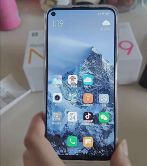 红米手机 成色很好98新 全面屏智能手机双...