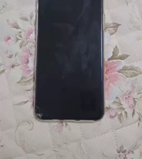 iPhonex64 g屏幕轻微破损能正常使...