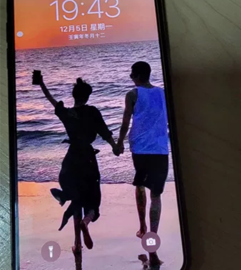 ?苹果11promax 自用 外观保护很好...