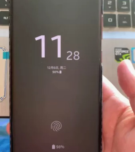 自用的三星s22u 国行双卡5g 保修到明...