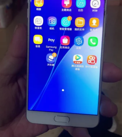 三星a7100 外屏幕右上角外爆 内屏完好...