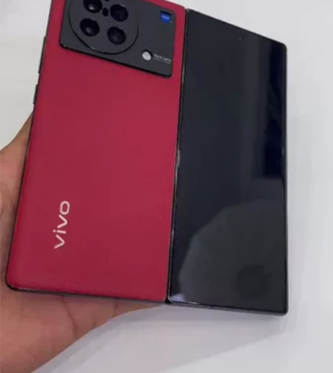 vivo x fold+  12+8运行内...