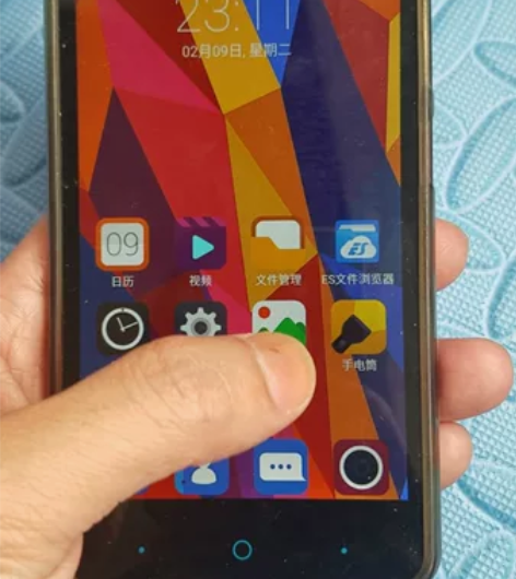 中兴手机 两部手机一样的,打包单出都可以。...