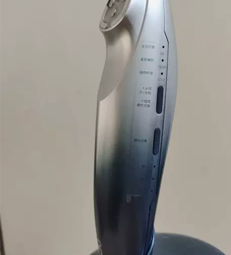 美容射频仪，家里几个美容仪了，闲置出，有兴...