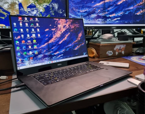 戴尔xps 9560 4k高分屏 24G内...