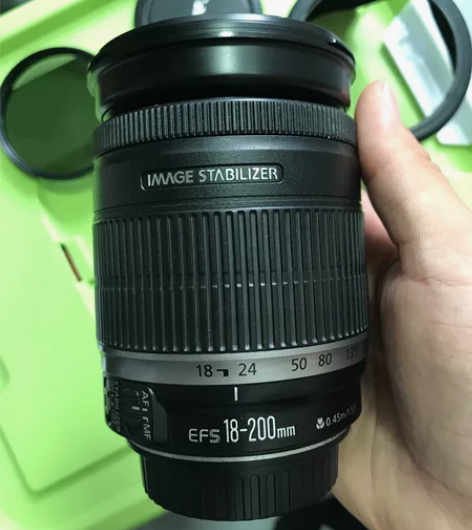 佳能18-200一镜走天下镜头 98新 ，...