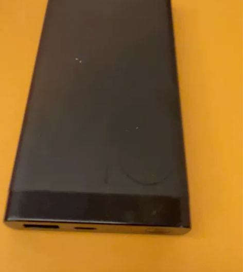 华为充电宝10000毫安 6成新 感兴趣的...