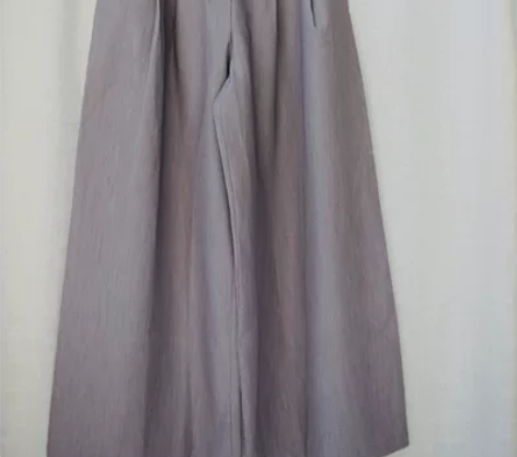 XS码夏季阔腿裤两条 感兴趣的话点“我想要...