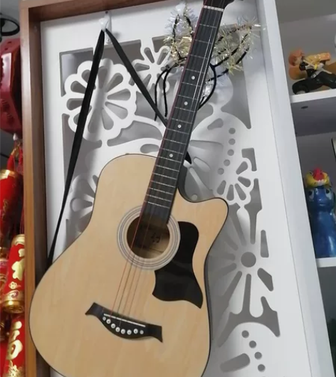 急出！！！出闲置吉他 买来学没学会 第一次...