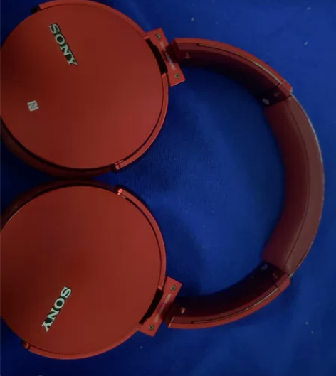 索尼大法蓝牙耳机 型号： MDR-XB95...
