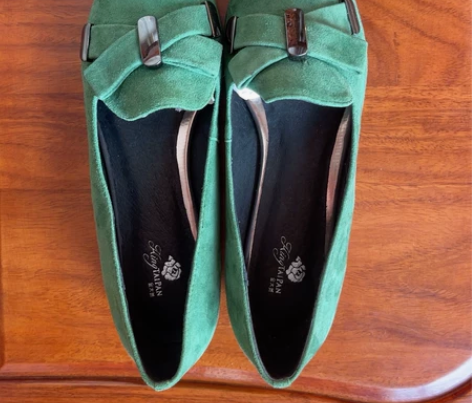 金大班 绿色绒面单鞋 仅试穿，有防尘袋，无...