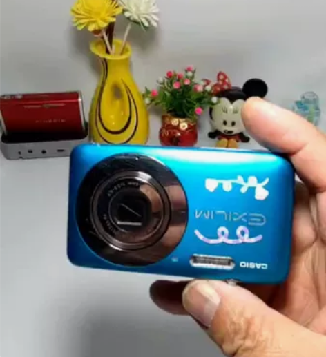 卡西欧Ex-Z800 支持广角镜头 141...