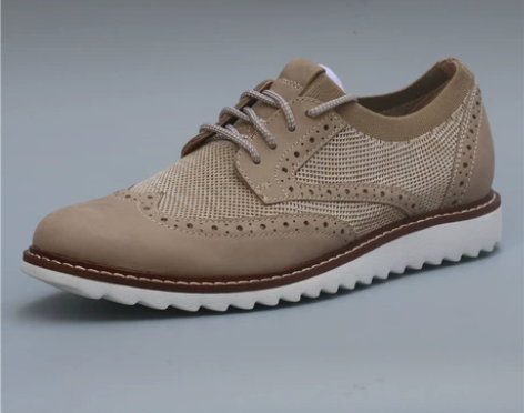 布洛克雕花针织拼皮，透气轻便，发泡底，轻微...