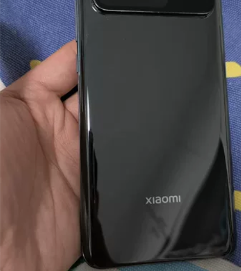 小米11ultra 12+256 黑色，避...