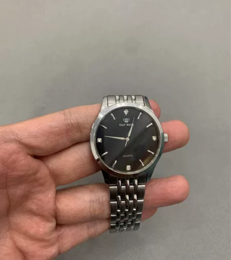 天王电子手表，品牌手表，值得信赖！支持专柜...