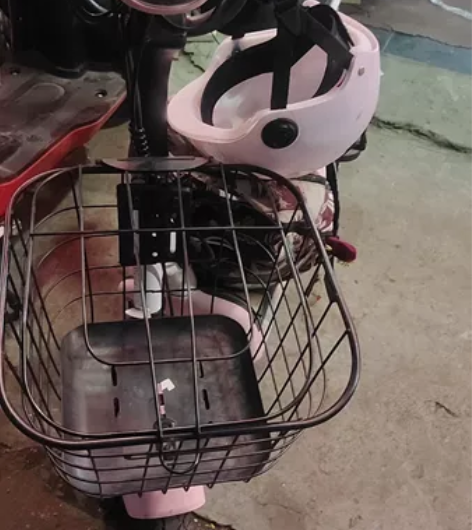 飞鸽电动车，黄牌，50公里， 感兴趣的话点...