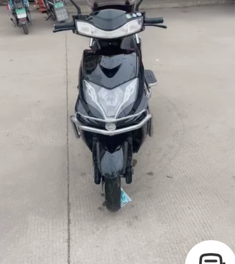 刚到一台五羊大龙电动车，六个大电池，有牌有...