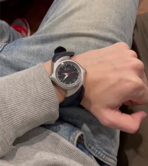 oakley手表中古款式小众未来刀锋手表全...