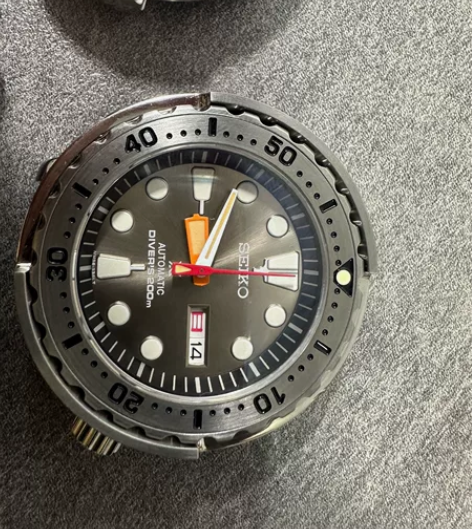 精工潜水机械表 200米潜水表，无使用痕迹...