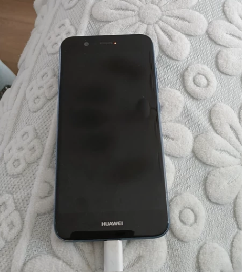 华为nove2 一切功能正常 备用机不用了...