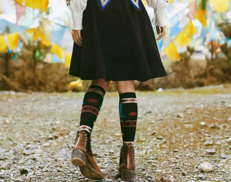 具有名族风的麂皮群，适合拍照旅游穿，未穿过...