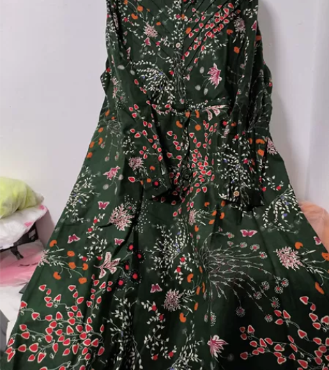 绿色纯棉磨毛木耳领民族风连衣裙胸围110衣...