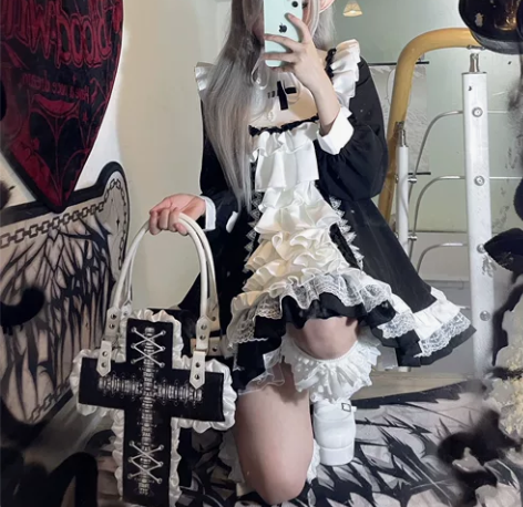 出四团初代魔女（十字祈愿）m 未下水有吊牌...