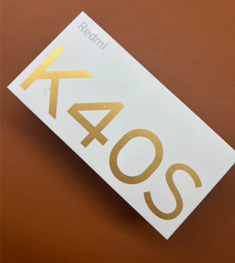 红米K40s 别人送的用不到  因为我自己...