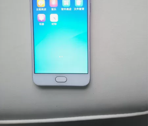 老款oppo a57t,32g,指纹好。...