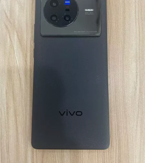 vivoX80。8+256G。原装 在保来...