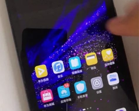 自用荣耀note10 8+128顶配游戏手...